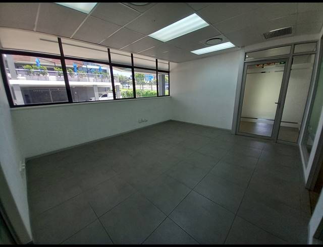 199M² OFFICE TO LET IN BRYANSTON